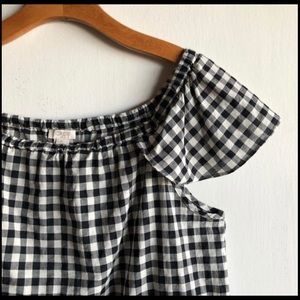 3 for $30 🍂 J Crew Off the Shoulder Gingham Top